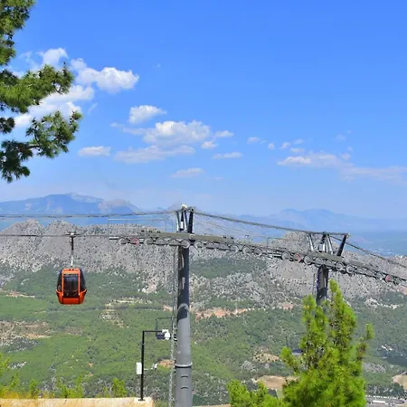 مكان تخييم Tunektepe Teleferik أنطاليا