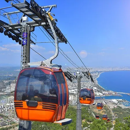 مكان تخييم Tunektepe Teleferik أنطاليا